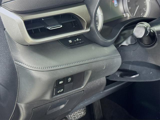 used 2023 Toyota Highlander car, priced at $34,988