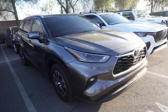 used 2024 Toyota Highlander car, priced at $43,988