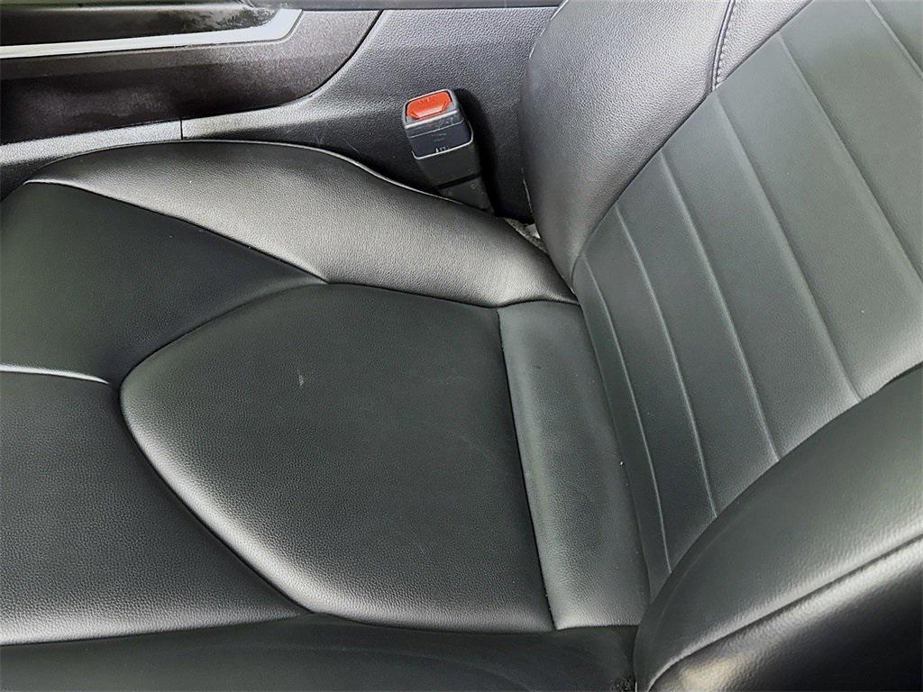 used 2024 Toyota Highlander car, priced at $39,388