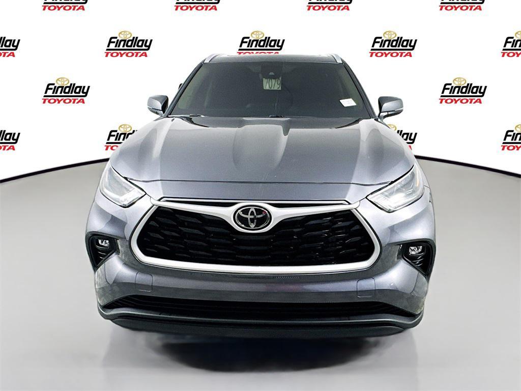 used 2024 Toyota Highlander car, priced at $43,988
