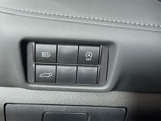 used 2024 Toyota Highlander car, priced at $43,988