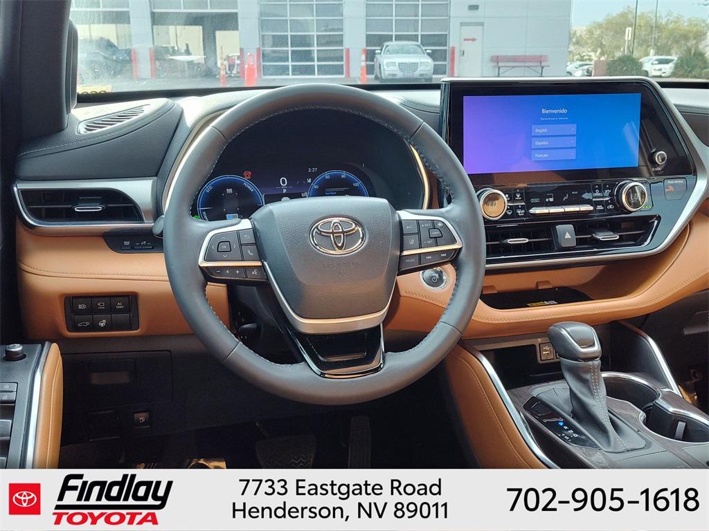 used 2023 Toyota Highlander Hybrid car, priced at $44,988