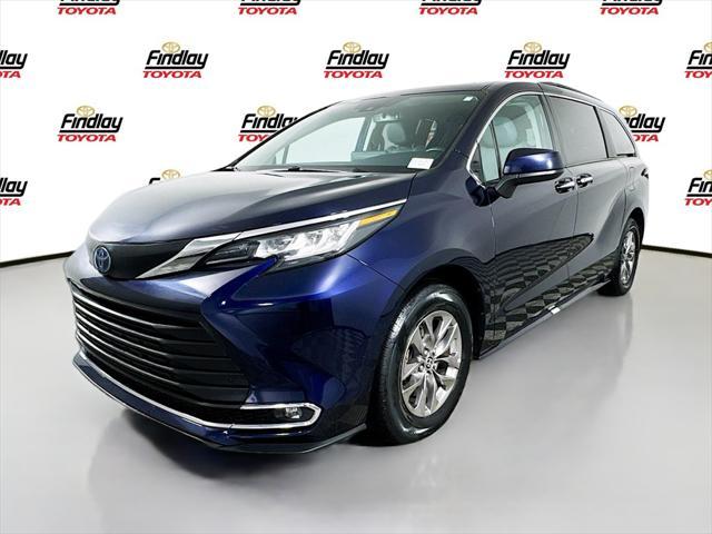 used 2023 Toyota Sienna car, priced at $44,588