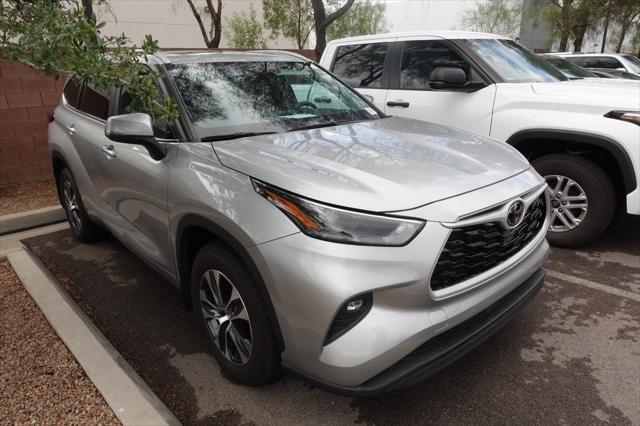 used 2024 Toyota Highlander car, priced at $45,988