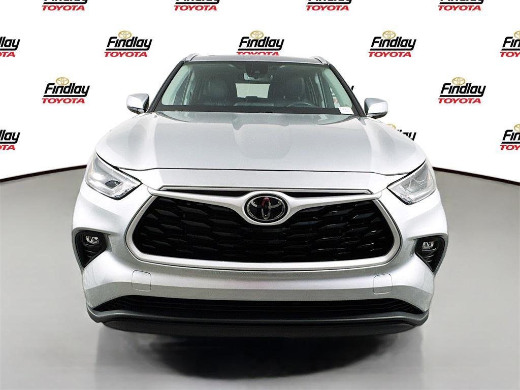 used 2024 Toyota Highlander car, priced at $45,988