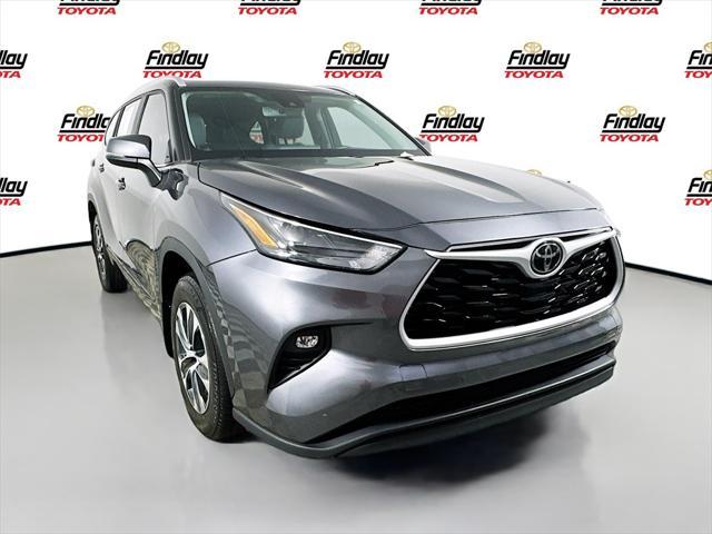 used 2023 Toyota Highlander car, priced at $40,988