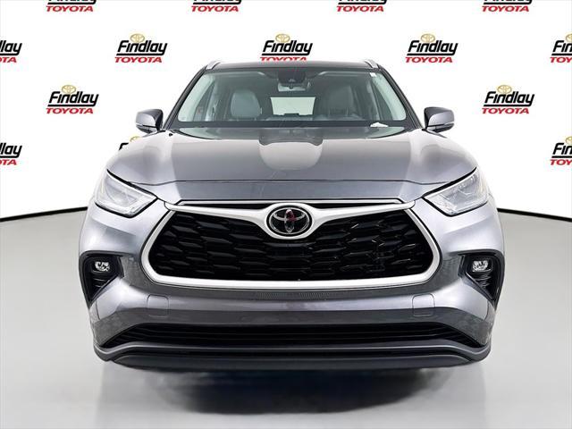 used 2023 Toyota Highlander car, priced at $40,988