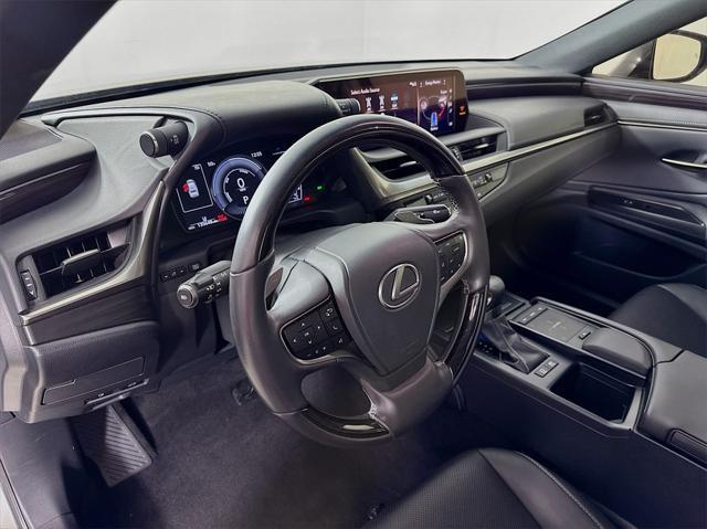 used 2019 Lexus ES 300h car, priced at $21,988