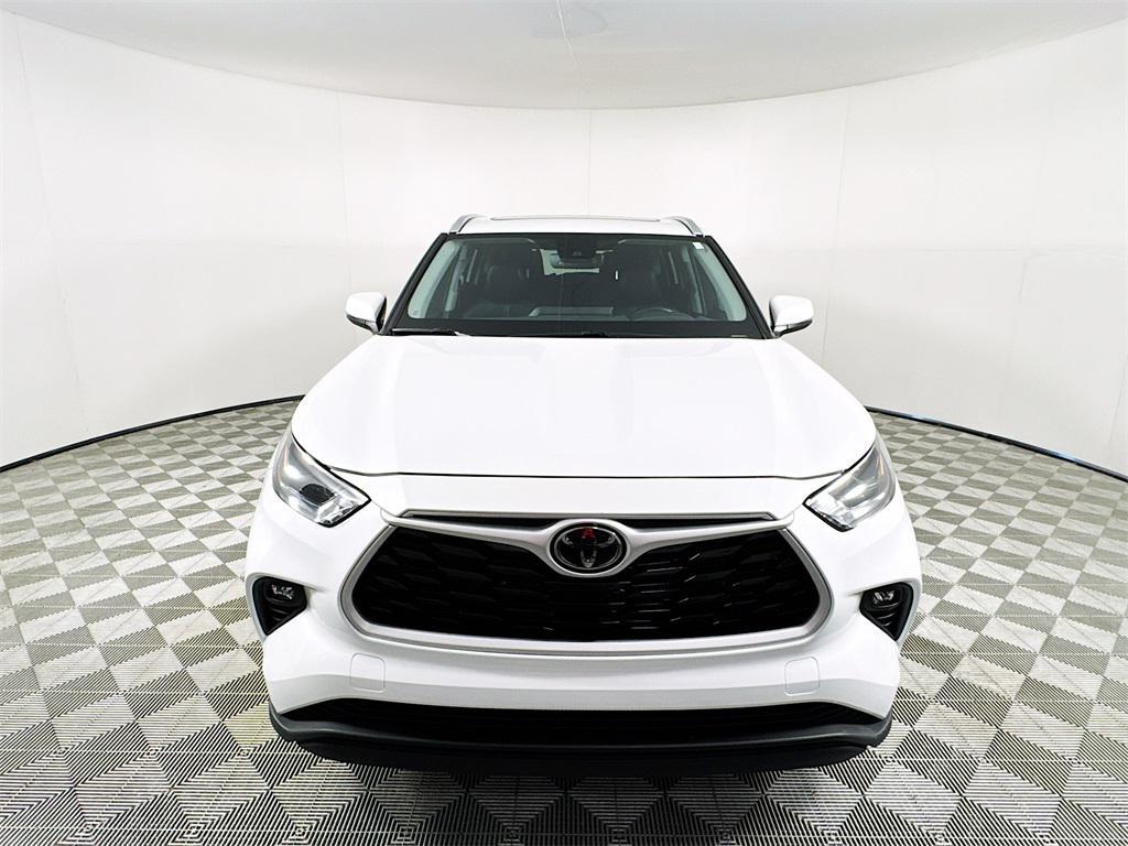 used 2023 Toyota Highlander car, priced at $40,588