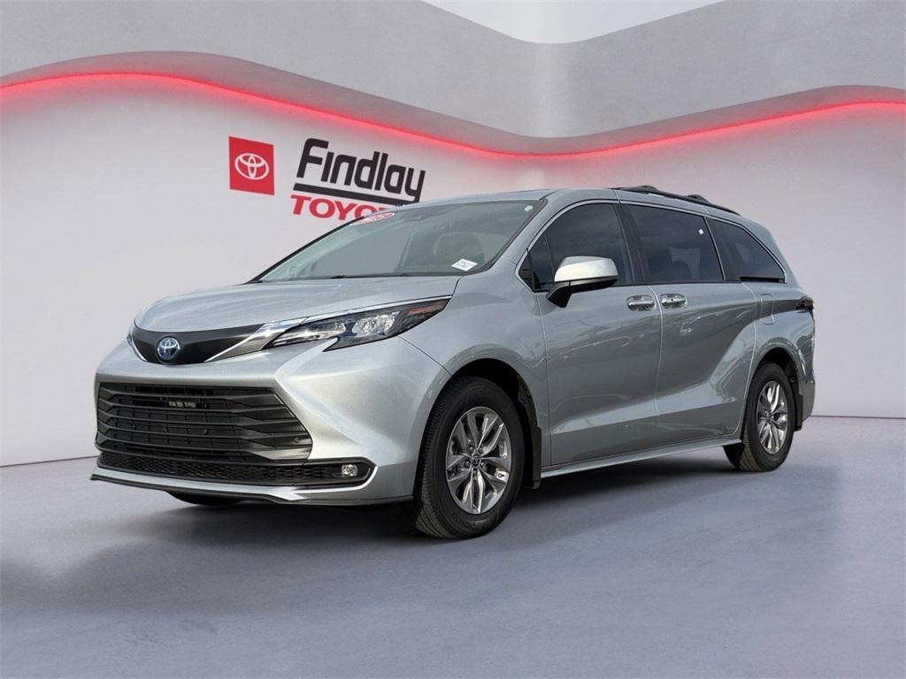 used 2025 Toyota Sienna car, priced at $48,188