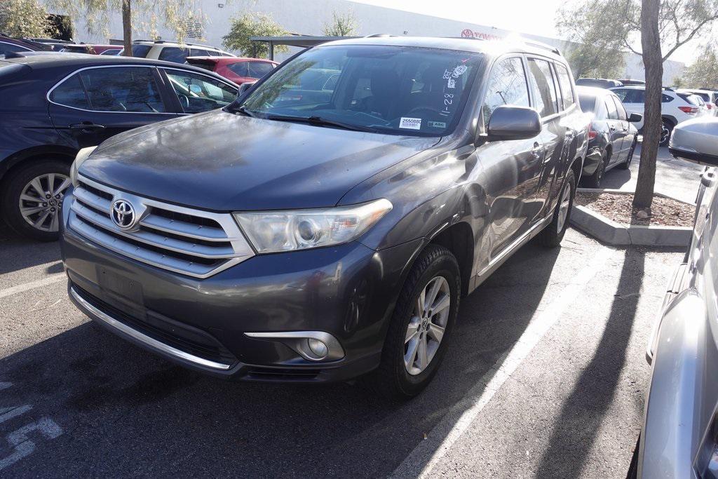 used 2013 Toyota Highlander car, priced at $11,987