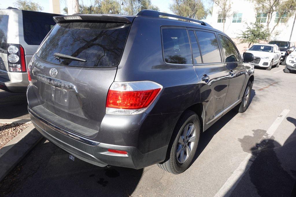used 2013 Toyota Highlander car, priced at $11,987