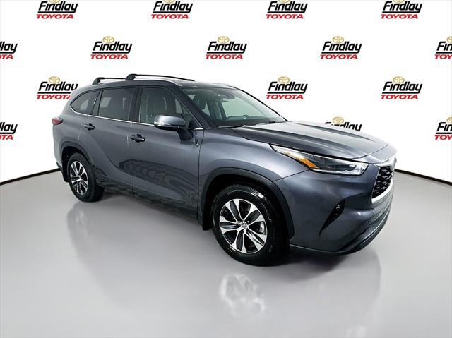 used 2021 Toyota Highlander car, priced at $33,988