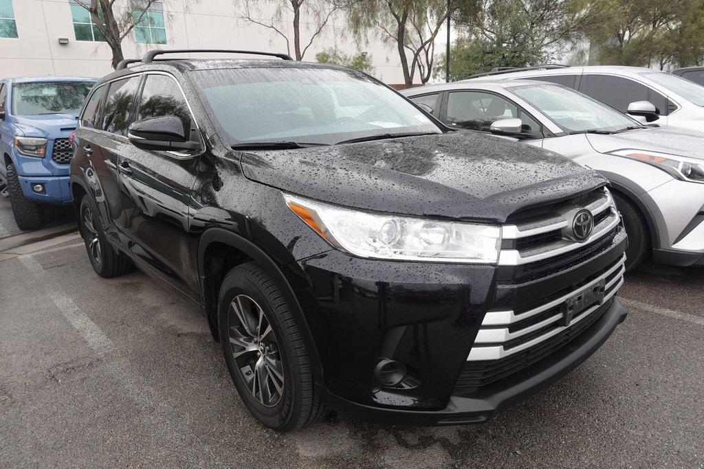 used 2018 Toyota Highlander car, priced at $24,488