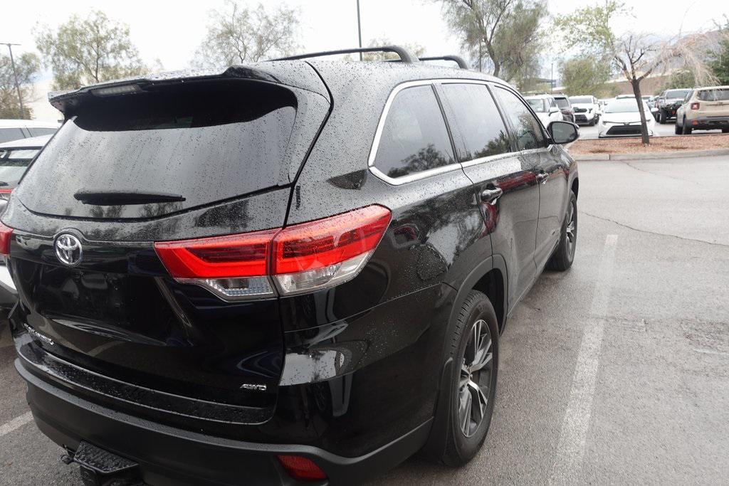 used 2018 Toyota Highlander car, priced at $24,488