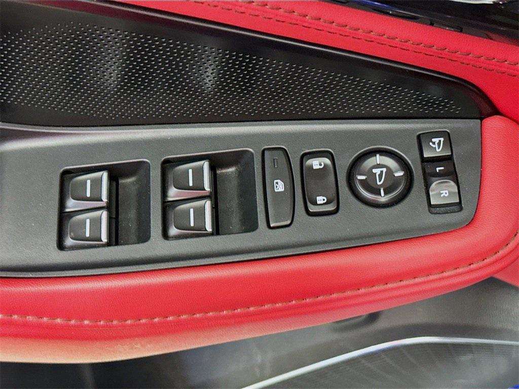 used 2025 Acura MDX car, priced at $67,188