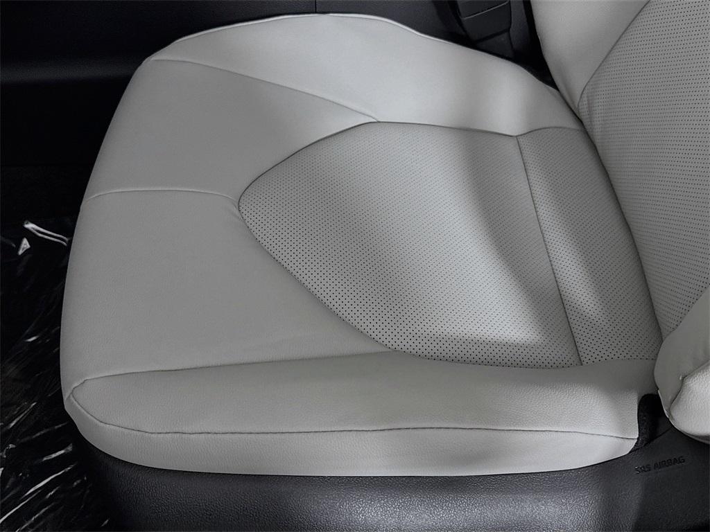 new 2025 Toyota Grand Highlander car, priced at $48,632