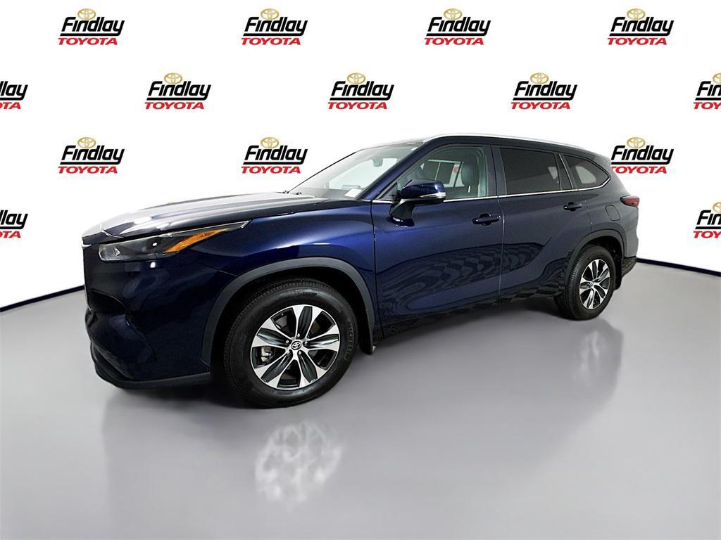 used 2024 Toyota Highlander car, priced at $45,988