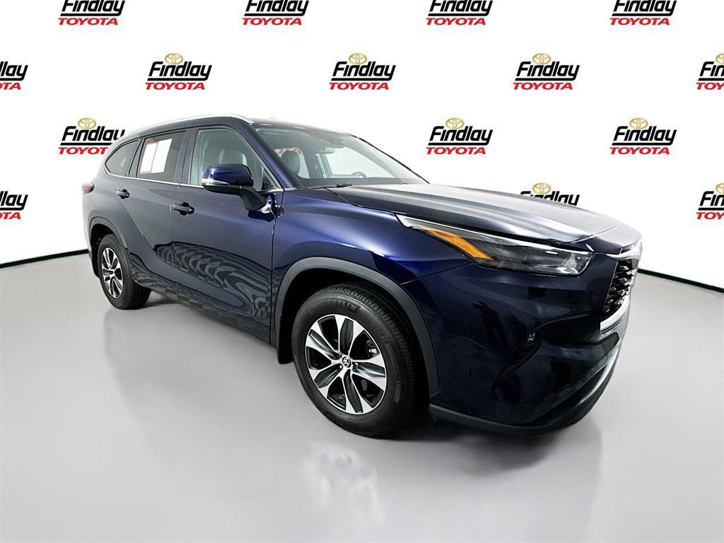 used 2024 Toyota Highlander car, priced at $45,988