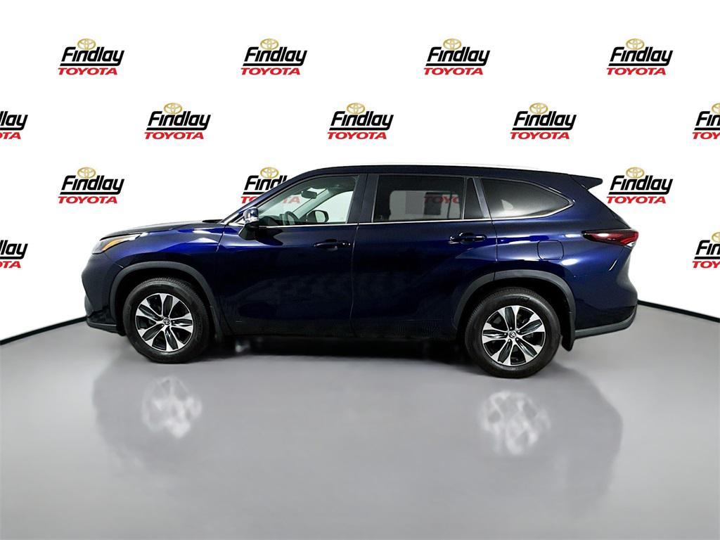 used 2024 Toyota Highlander car, priced at $45,988