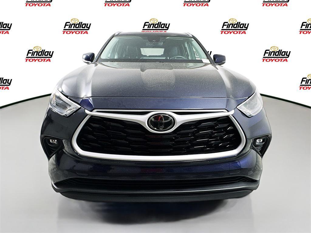 used 2024 Toyota Highlander car, priced at $45,988