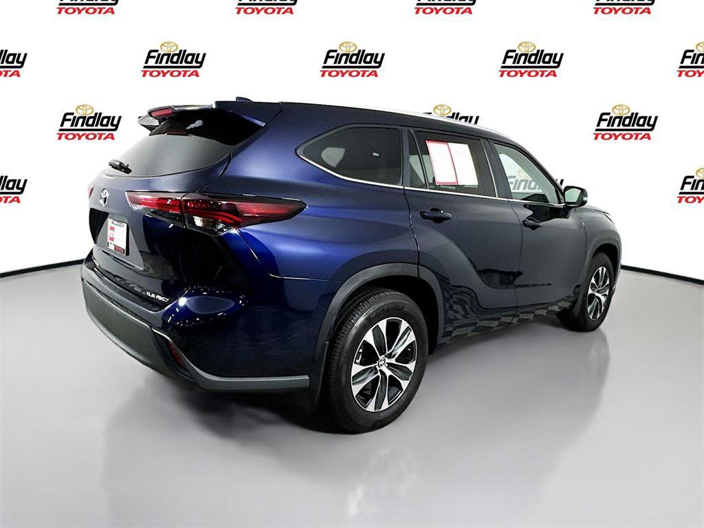 used 2024 Toyota Highlander car, priced at $45,988