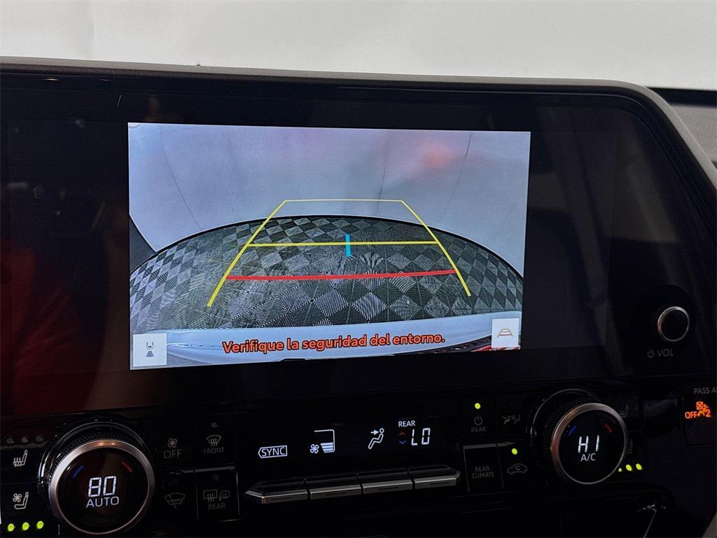 used 2023 Toyota Highlander car, priced at $39,888