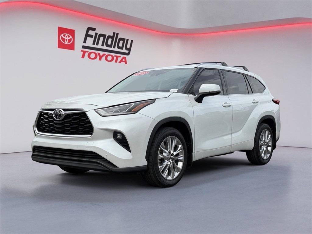 used 2023 Toyota Highlander car, priced at $39,888