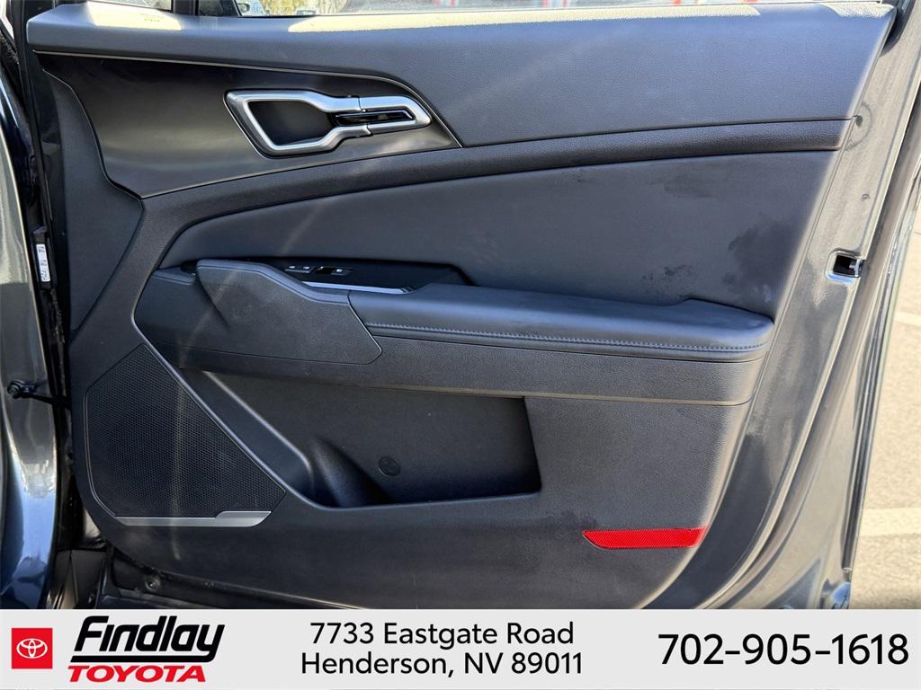 used 2024 Kia Sportage Hybrid car, priced at $27,688