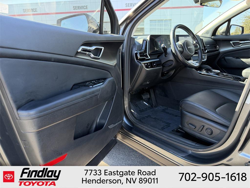 used 2024 Kia Sportage Hybrid car, priced at $27,688