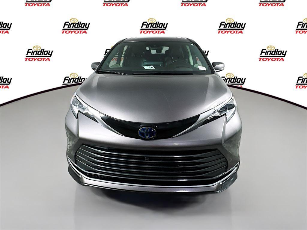used 2021 Toyota Sienna car, priced at $41,488