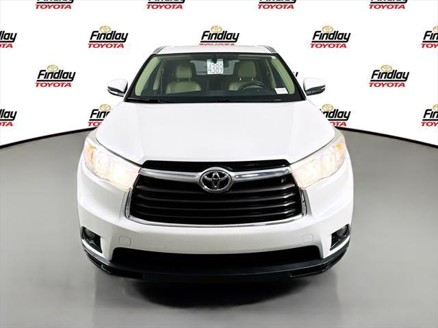 used 2015 Toyota Highlander car, priced at $17,988