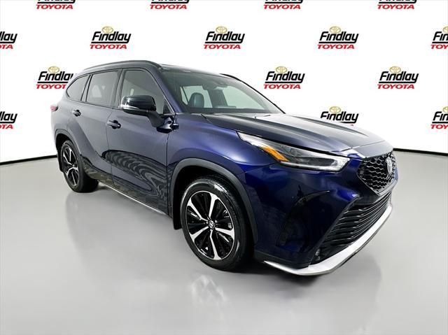 used 2022 Toyota Highlander car, priced at $36,988