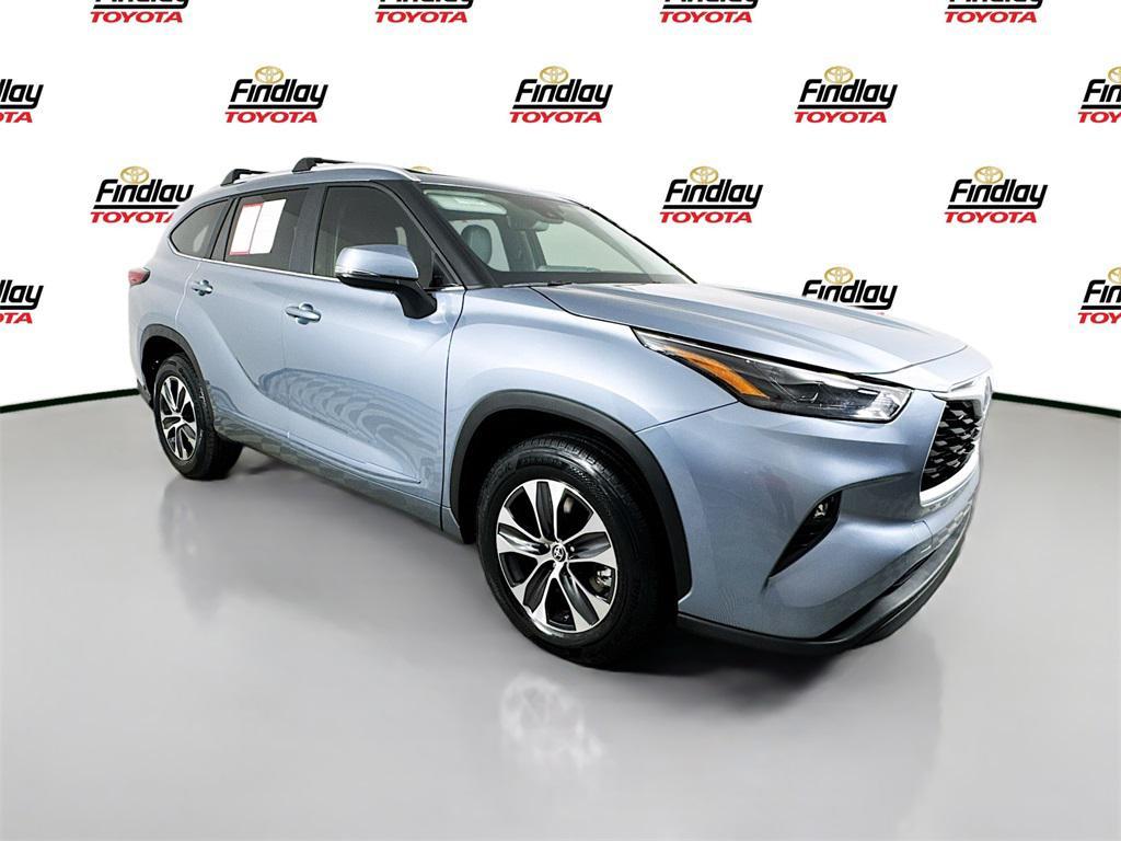 used 2023 Toyota Highlander Hybrid car, priced at $40,188