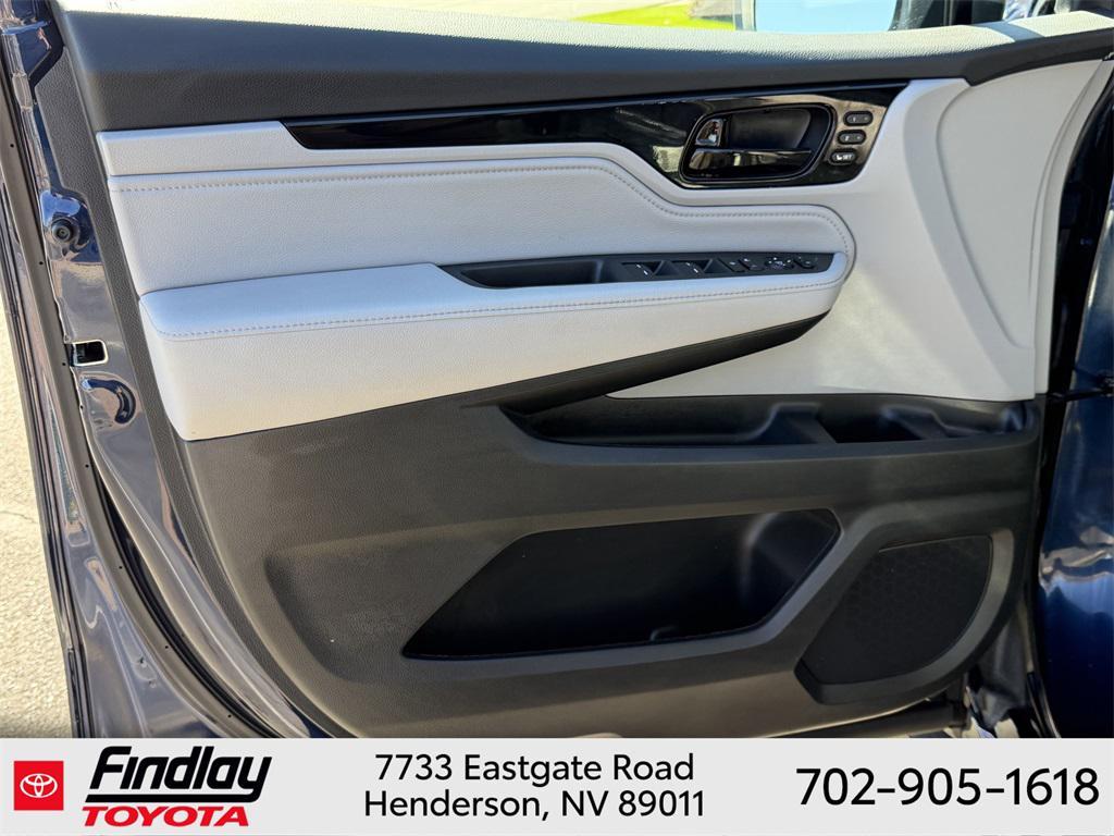 used 2023 Honda Odyssey car, priced at $38,588