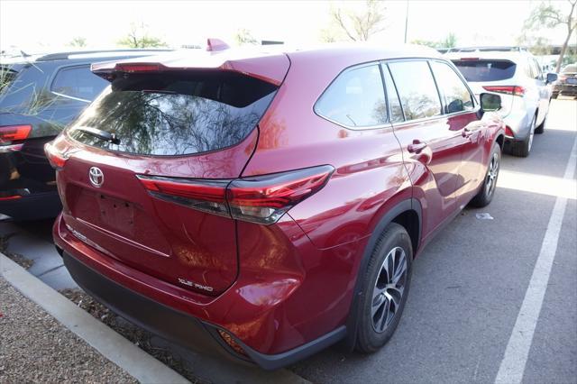 used 2021 Toyota Highlander car, priced at $36,988