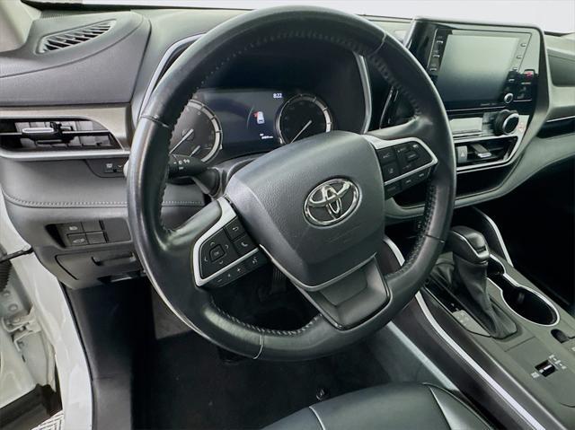 used 2022 Toyota Highlander car, priced at $34,988