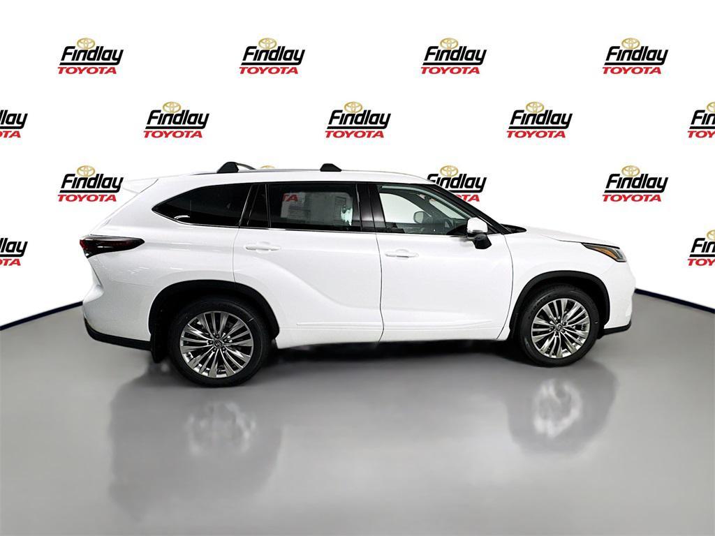 new 2025 Toyota Highlander car, priced at $58,097