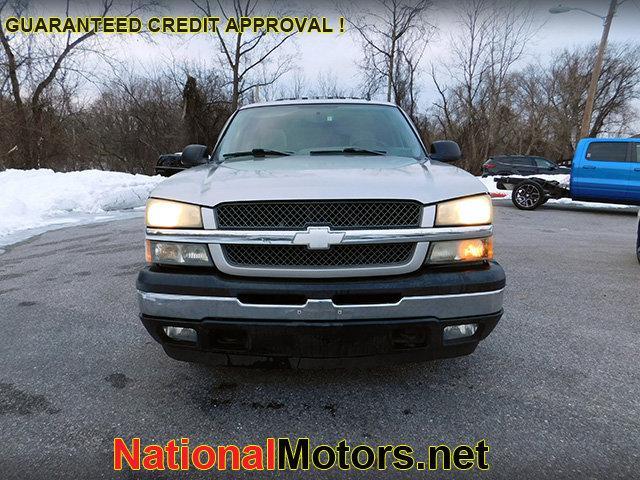 used 2006 Chevrolet Avalanche car, priced at $4,495