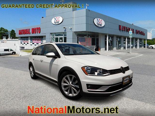 used 2017 Volkswagen Golf Alltrack car, priced at $11,995