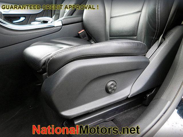 used 2019 Mercedes-Benz GLC 300 car