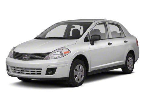 used 2010 Nissan Versa car