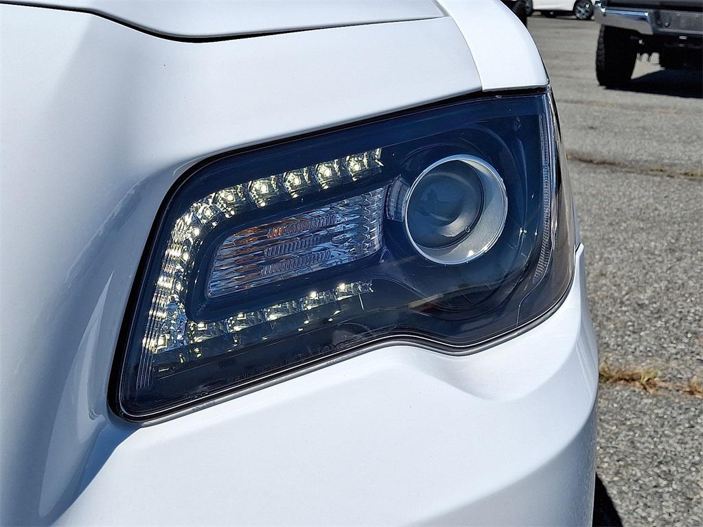 used 2022 Chrysler 300 car, priced at $26,900