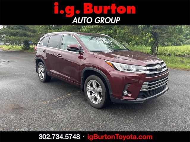 used 2018 Toyota Highlander car, priced at $28,500