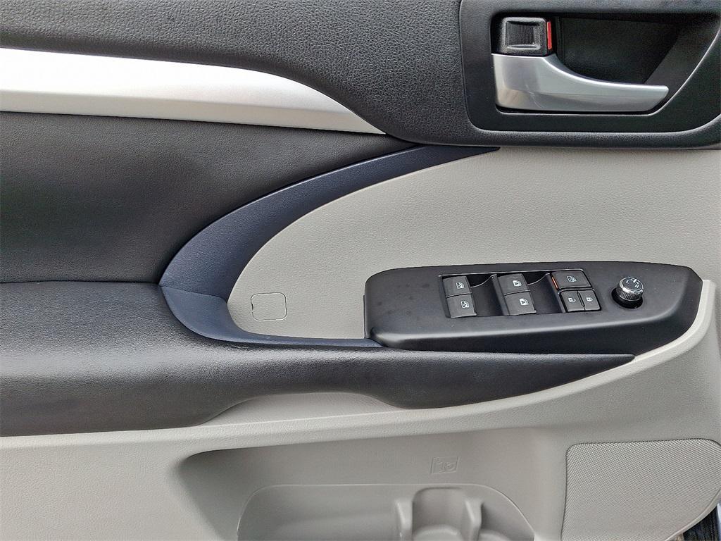 used 2018 Toyota Highlander car, priced at $24,000
