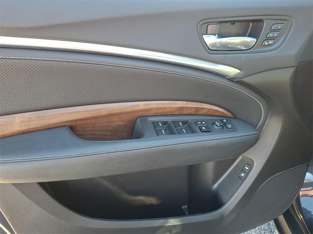 used 2020 Acura MDX car, priced at $28,300