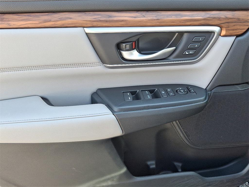 used 2020 Honda CR-V Hybrid car, priced at $25,000