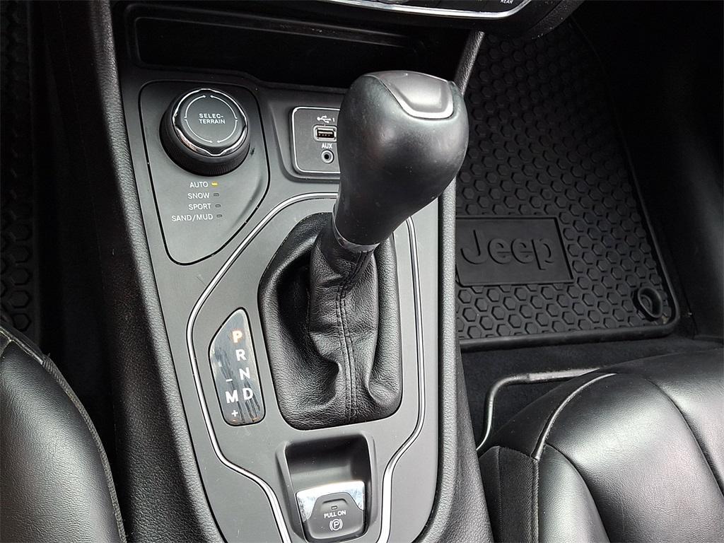 used 2020 Jeep Cherokee car, priced at $18,300