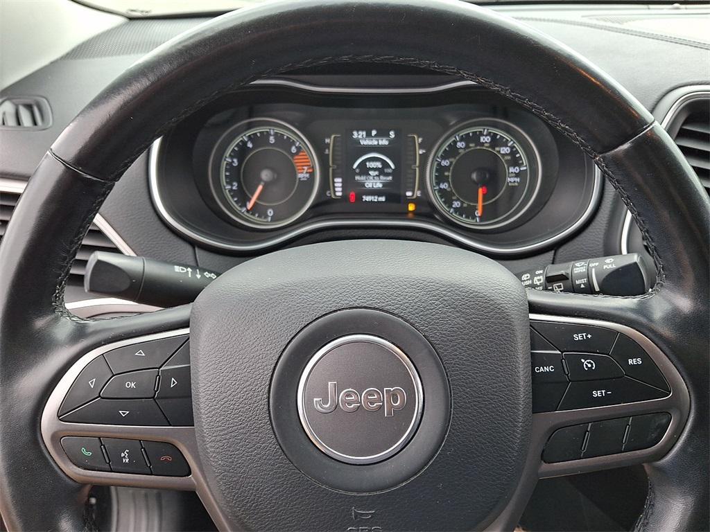 used 2020 Jeep Cherokee car, priced at $18,300