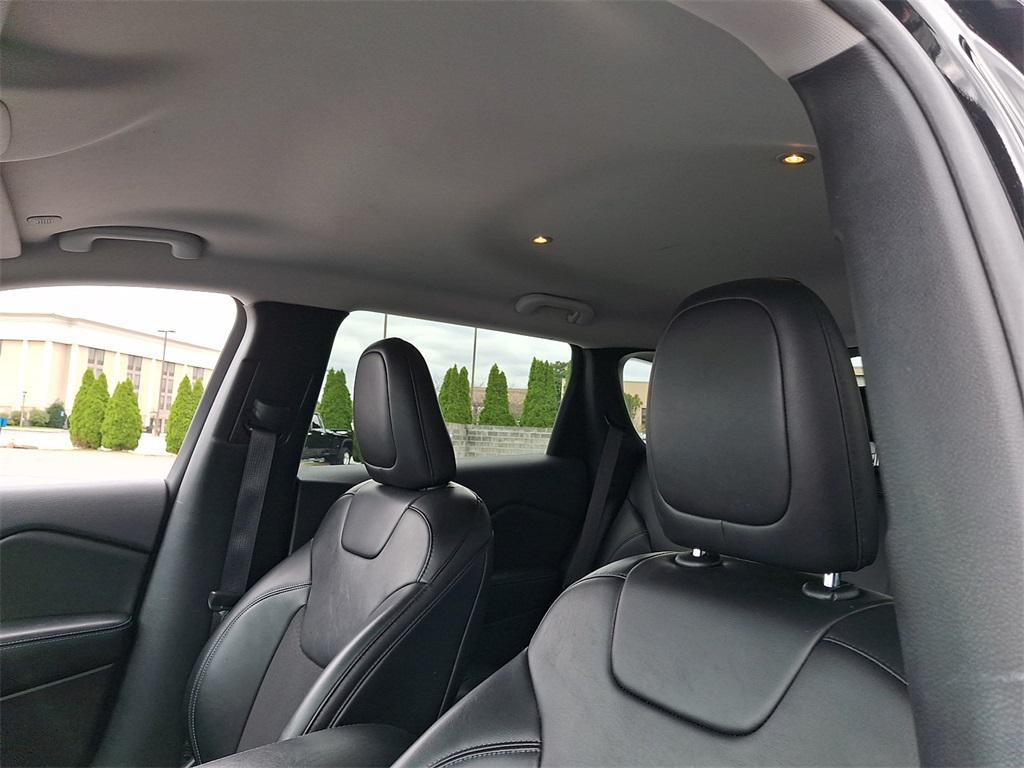 used 2020 Jeep Cherokee car, priced at $18,300